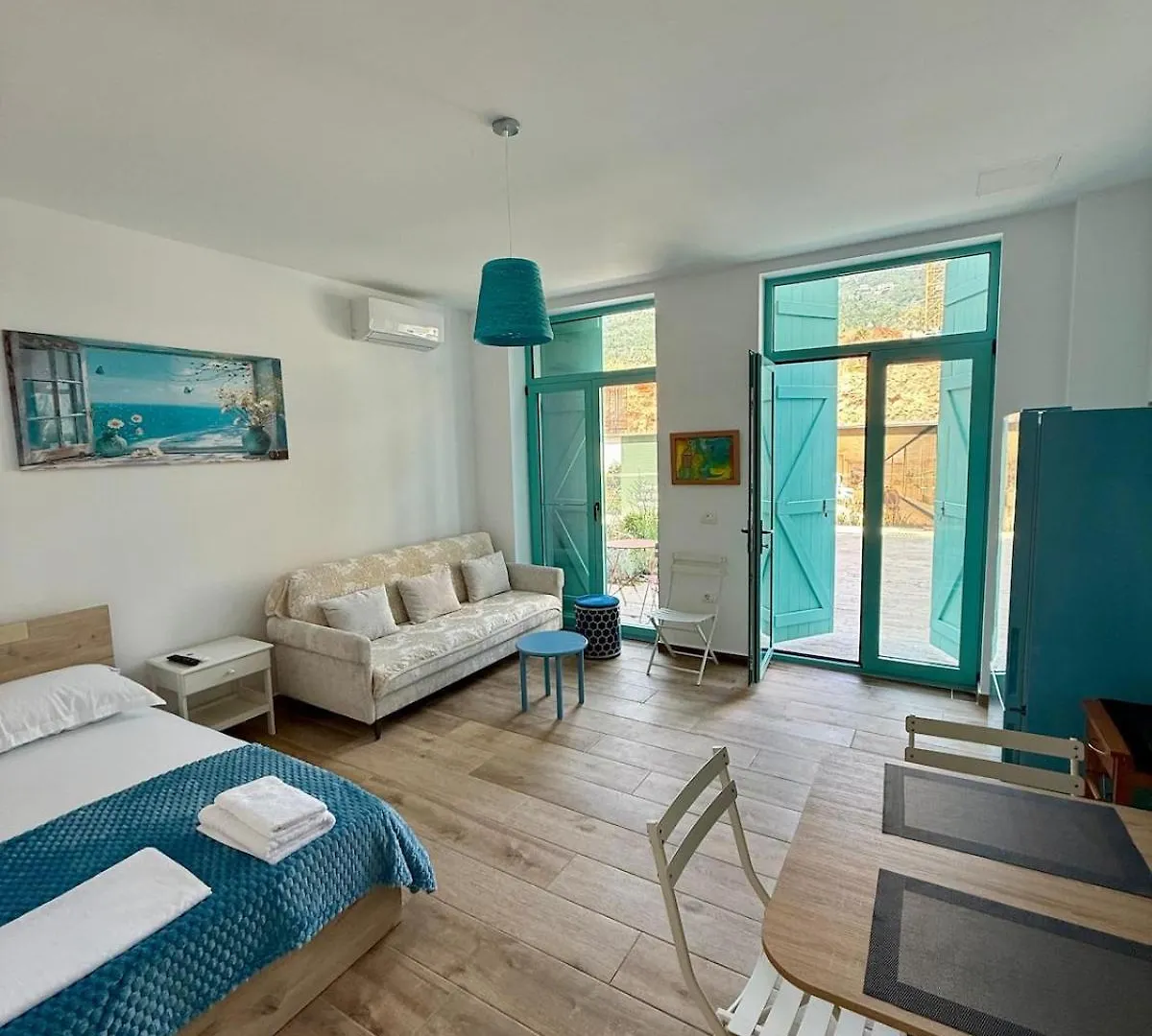 Flower Cozy Flat At Santorini Resort Himara Apartament