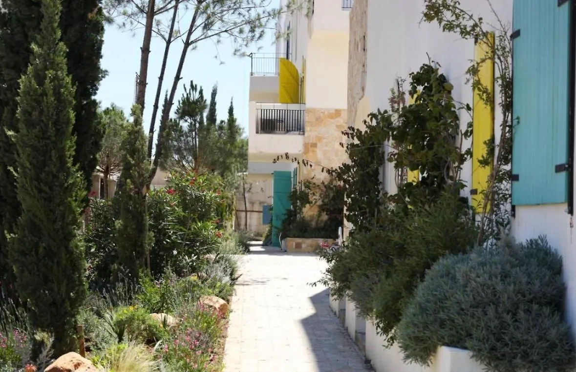 Flower Cozy Flat At Santorini Resort Himara 0*,  Albania